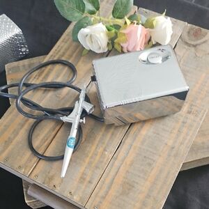 Silver Makeup Airbrush Kit